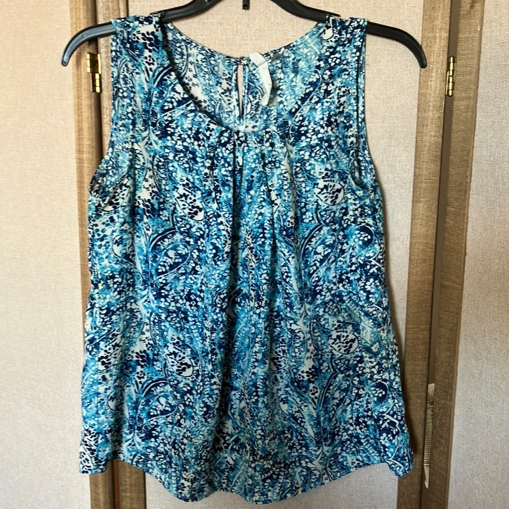 FINAL MARKDOWN Collection Blue Smocked Sleeveless Blouse petite small